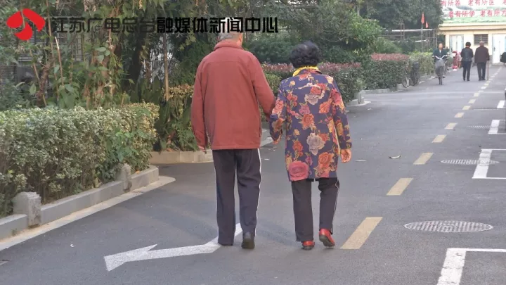 老太秀恩愛！網(wǎng)友被一封跨越60年的情書甜哭了