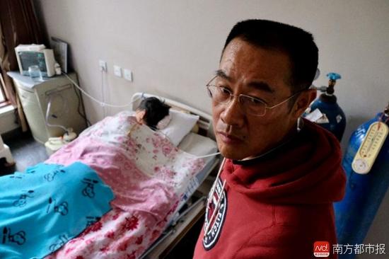 王煥凱說，要通過堅持刑事訴訟，換張津華和社會一個公道。（羅逸爵 攝）