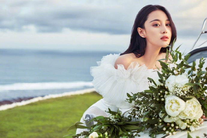 張馨予的婚紗成了淘寶爆款，知道價(jià)格后讓人大跌眼鏡！