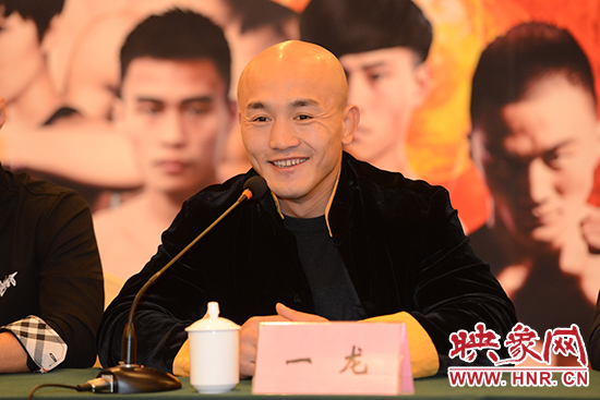 武僧一龍為中國勇士站臺助威