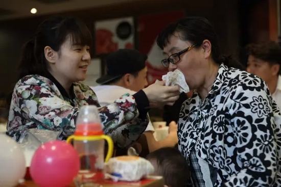 有了女兒后，我更能體會(huì)當(dāng)媽的辛苦與付出，謝謝你媽媽