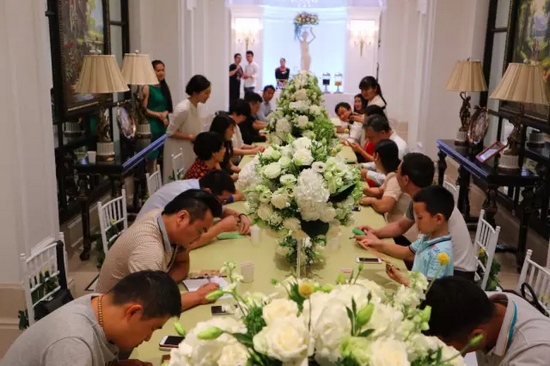 各位“小綠人”也把自己企業(yè)的問題通過卡片的形式，向劉東曉博士請教。