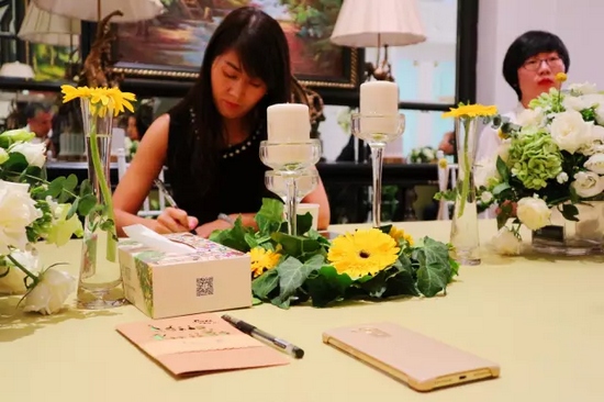 各位“小綠人”也把自己企業(yè)的問題通過卡片的形式，向劉東曉博士請教。