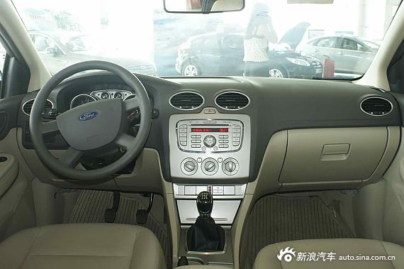 ?？怂箖蓭?jīng)典1.8MT 時(shí)尚型