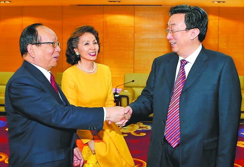 省委書記、省人大常委會主任郭庚茂在鄭州會見了前來參加癸巳年黃帝故里拜祖大典的中國國民黨副主席蔣孝嚴一