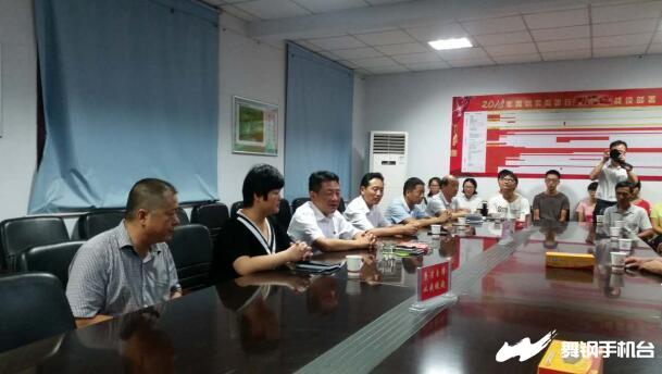 雪中送炭！農(nóng)商銀行為10名貧困學子的大學夢保駕護航