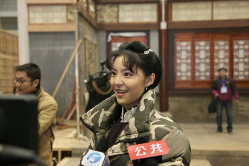 《大河兒女》演員接受媒體專(zhuān)訪(fǎng)。