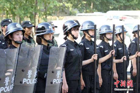 河南某景區(qū)成立女子反恐救援隊