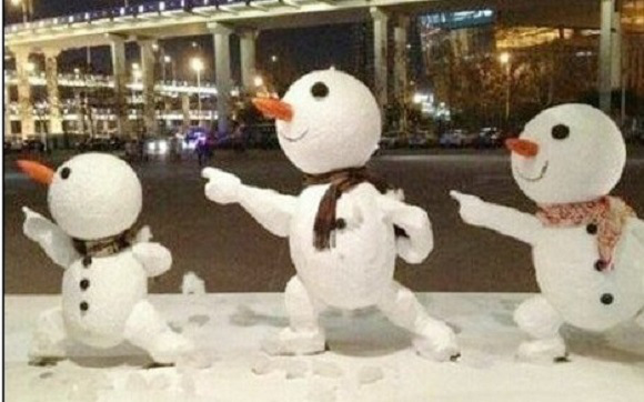 創(chuàng)意十足！日系列卡通雪人走紅