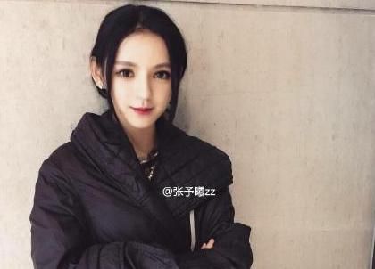 國(guó)民老公王思聰?shù)木p聞女友張予曦，93年