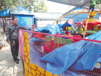 周口項(xiàng)城5歲女童被卷游樂(lè)場(chǎng)小火車(chē)車(chē)輪下身亡