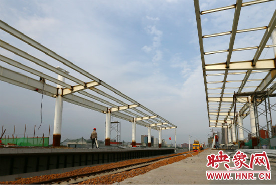 鄭信路站的主體框架已經(jīng)完工。