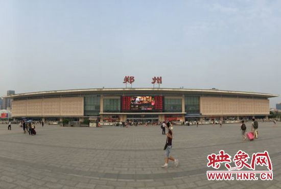 目前，鄭州前往上海、廣州等方向的火車票較為搶手。