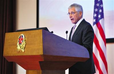 昨日下午，美國國防部長哈格爾在中國國防大學(xué)發(fā)表演講。