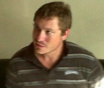 這是4月25日在印度尼西亞巴厘島拍攝的企圖硬闖客機(jī)駕駛艙的醉酒乘客馬特·克里斯托弗。