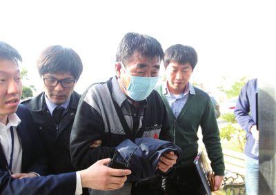 　4月19日，“歲月”號船長李俊錫被正式逮捕資料圖片。
