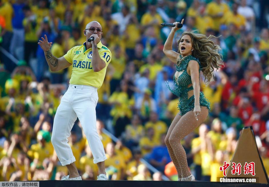 北京時(shí)間6月13日凌晨2時(shí)，巴西世界杯正式拉開(kāi)帷幕。