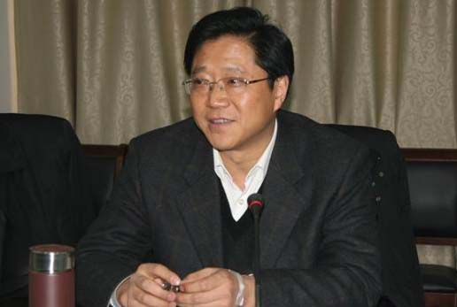 銅陵市委召開全市領(lǐng)導(dǎo)干部會議宣布安徽省委決定，提名銅陵市委副書記倪玉平為銅陵市人民政府市長候選人。