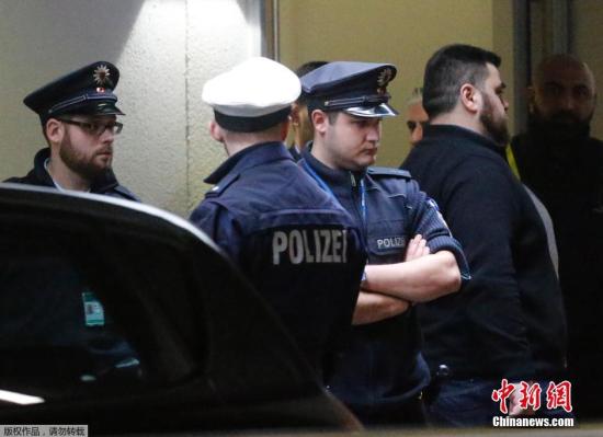 當(dāng)?shù)貢r(shí)間24日，一架空客A320飛機(jī)在法國(guó)南部阿爾卑斯墜機(jī)。