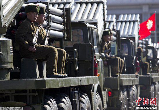 （10日凌晨發(fā)）朝鮮迎勞動黨建黨70周年將閱兵游行隆重慶祝（共三圖，請大夜幫改為文中插圖謝謝）