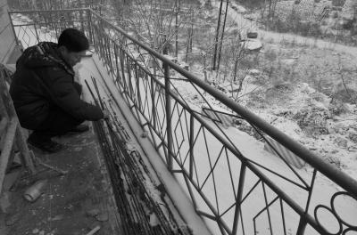 隗永寶補(bǔ)償給村民的鋼筋。京華時(shí)報(bào)記者 韓林君 攝