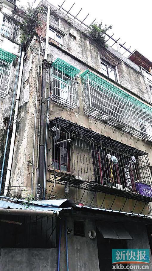 引發(fā)糾紛的是一套老舊房子。 新快報(bào)記者 尹政軍/攝