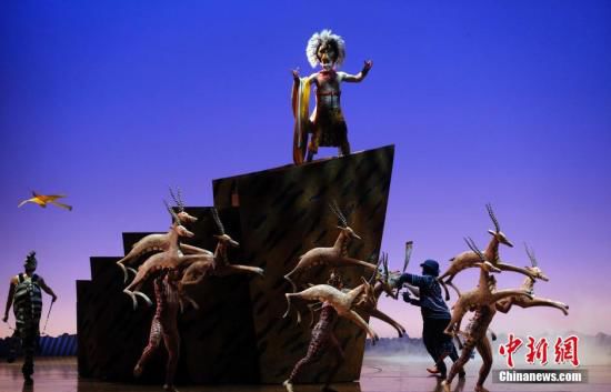 資料圖：6月14日晚，迪士尼經(jīng)典音樂劇《獅子王》中文版在上海舉行全球首演