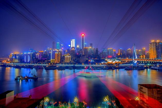 中原地產數據顯示，8月最后一周，上海市新建商品住宅成交已連續(xù)5天破千，昨日（8月31日）更是達到單日成交1123套。