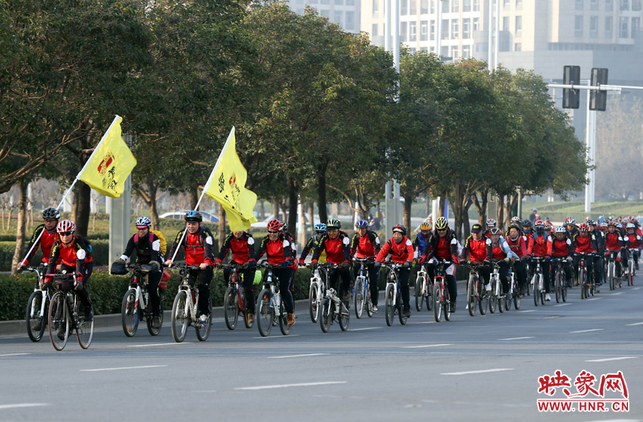 獻(xiàn)愛(ài)心、騎行天下，映象網(wǎng)騎行車(chē)友樂(lè)翻天