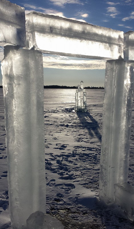 每根冰柱都重達300磅（約合136公斤）。（網(wǎng)頁截圖）