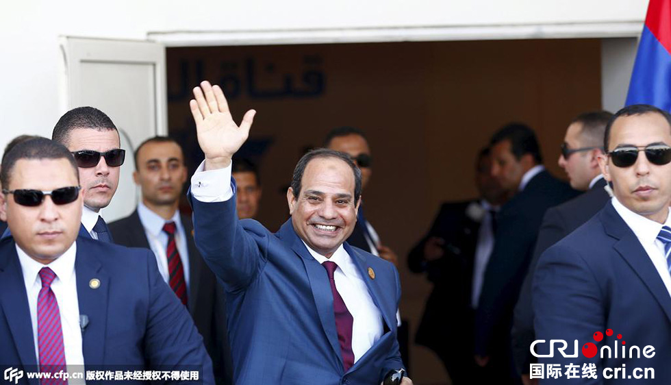 埃及為新蘇伊士運(yùn)河的開通舉行盛大的慶祝儀式，埃及總統(tǒng)塞西出席。