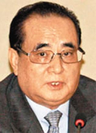 李秀勇曾照料金正恩兄妹。