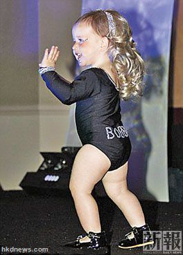 博伊登每當(dāng)音樂響起，便會手舞足蹈。