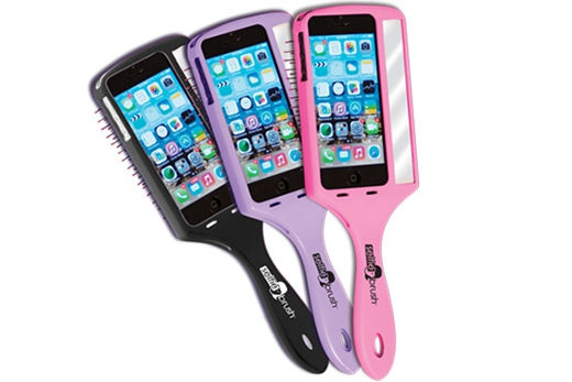 圖為美國(guó)公司推出的自拍美發(fā)梳。