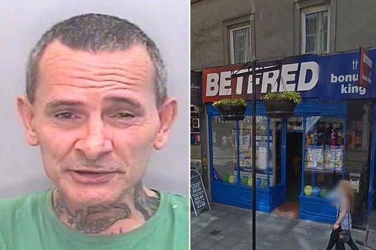 英國一笨賊竟用紙巾糊臉搶劫。