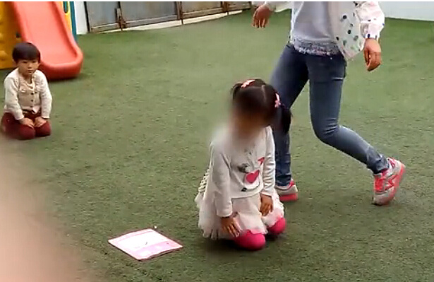 網(wǎng)曝山西一幼兒園兒童遭毆打戲虐恐嚇