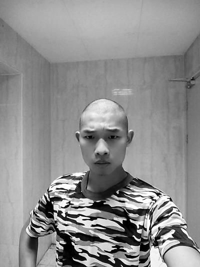 30余名大學(xué)生赴京兼職被騙 強(qiáng)制剃頭當(dāng)保安