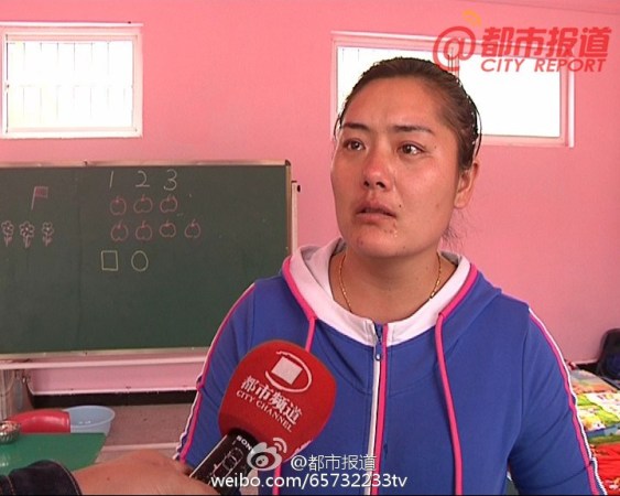 當(dāng)事老師接受采訪時(shí)表示很委屈。