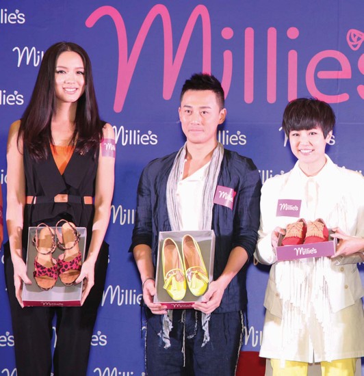 不過，跟世姐合影，也只是美不美，美多少的問題。