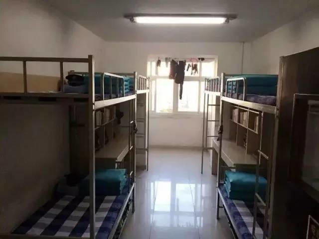 這個學校的男生宿舍火了！女同學都喊著要嫁