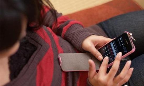 真能亮瞎眼？如何減少手機(jī)對(duì)眼睛的傷害