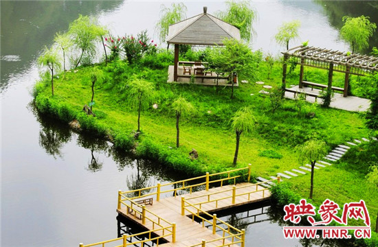 美不勝收 爬山、游園、賞奇觀（組圖）