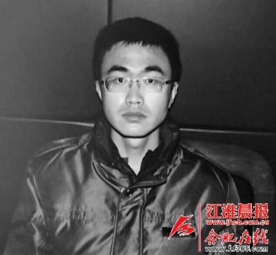 阿輝照片。（當(dāng)?shù)鼐教峁? uploadpic=