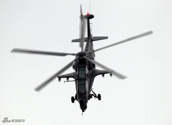 資料圖：在珠海航展上亮相的武直-10攻擊直升機。