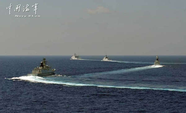 資料圖：中國海軍在曾母暗沙。