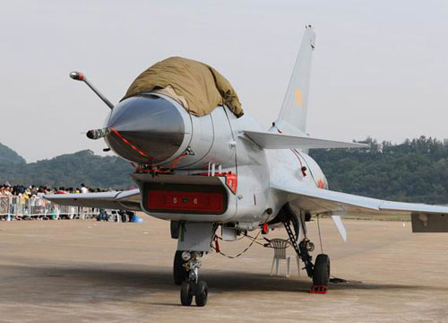 向公眾展示的殲10戰(zhàn)斗機(jī)（資料圖）