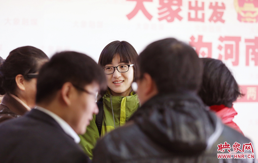 做講解員的樂天。