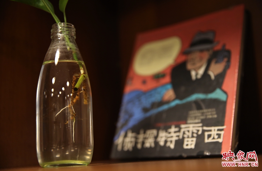 書店內(nèi)的裝飾。